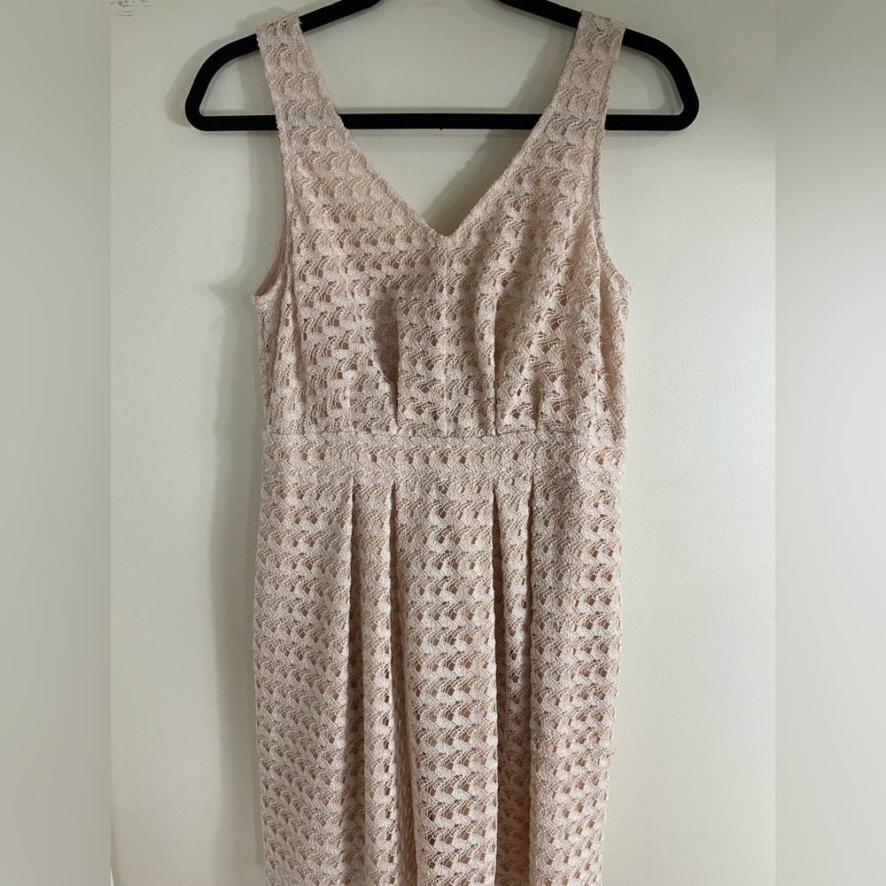 BCBGeneration lace dress beige (size 8)